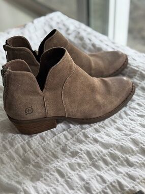 Born Suede Bootie Distressed Taupe